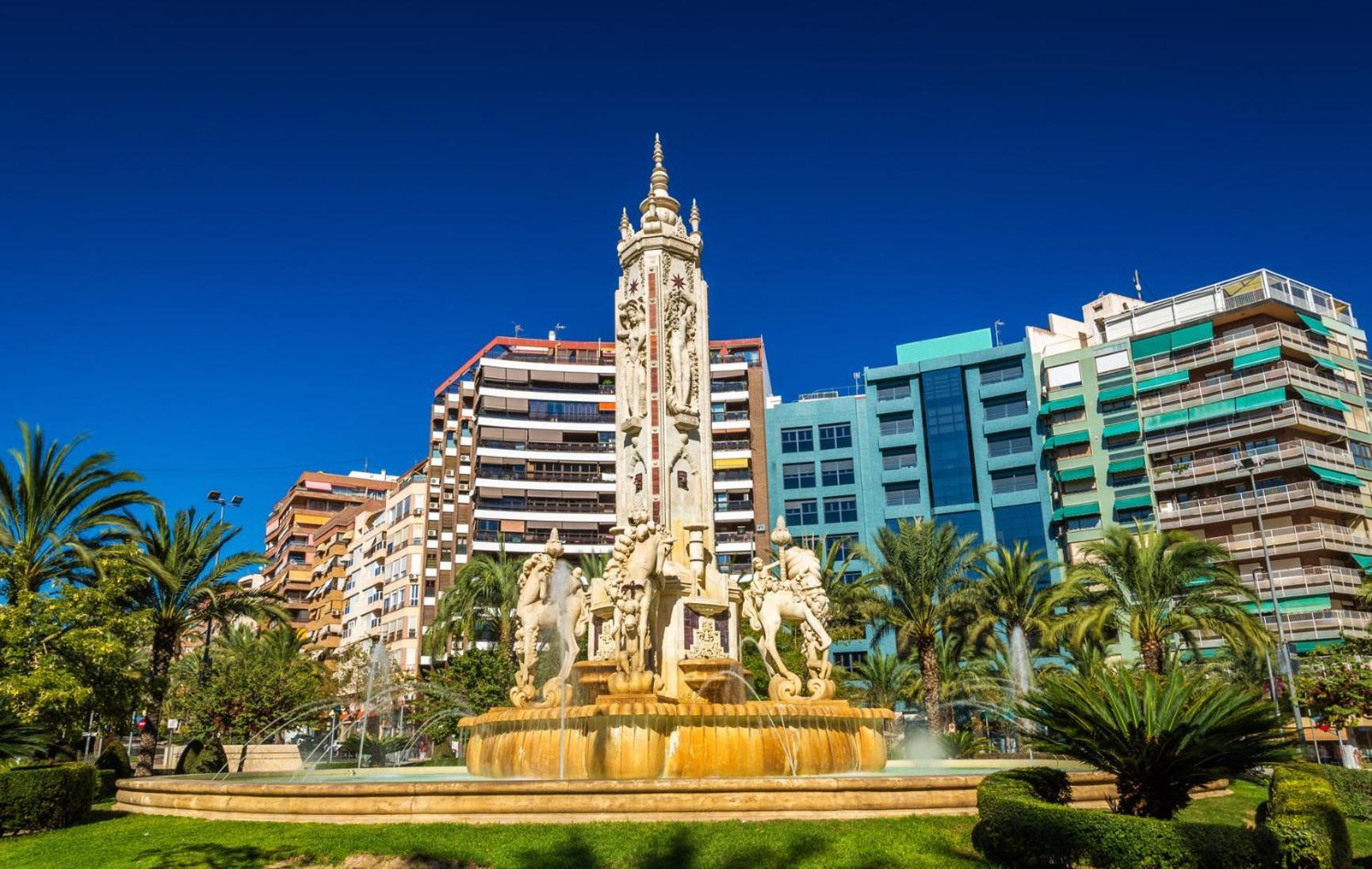Alicante Colorful Penthouse Center 5A Экстерьер фото